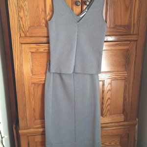 An Anne Klein Gray Skirt Set